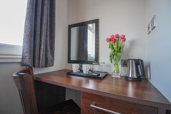 Room 5 of 31