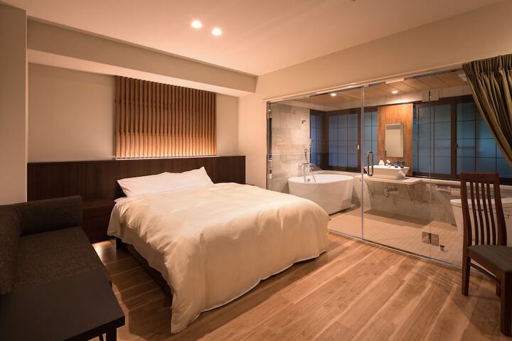 Room 17 of 129