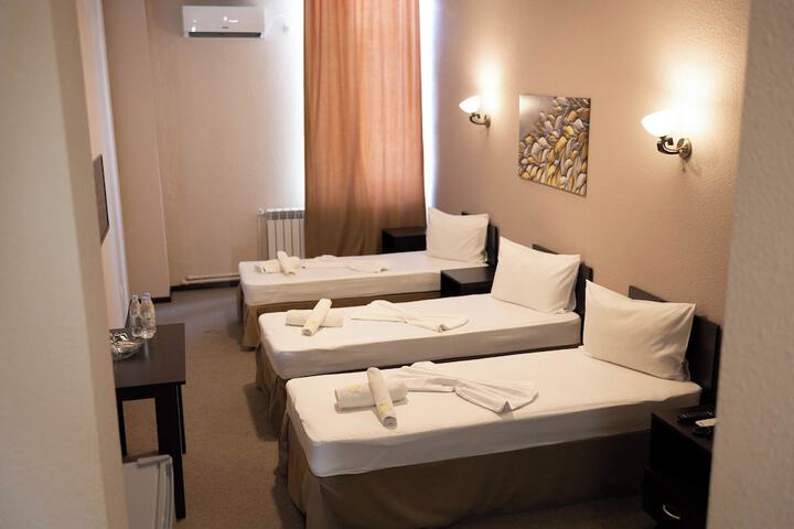 Room 20 of 69