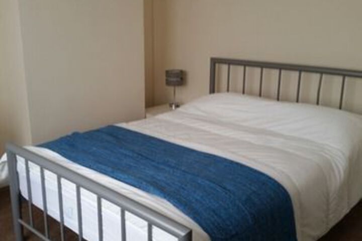 Room 28 of 38
