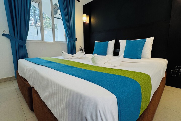 Room 4 of 23