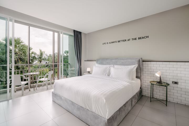 Room 17 of 61