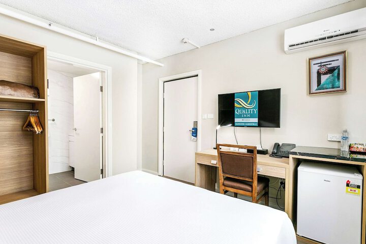 Room 19 of 44