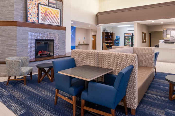 Hotel 74 of 81