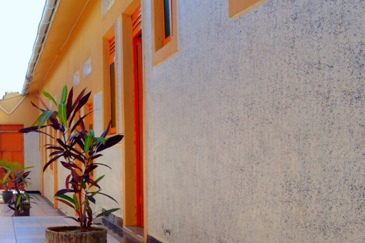 Room 10 of 56