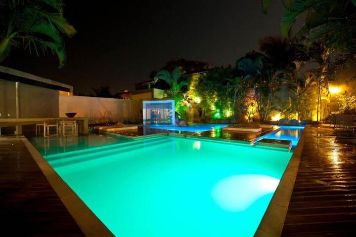 Pool 61 of 110
