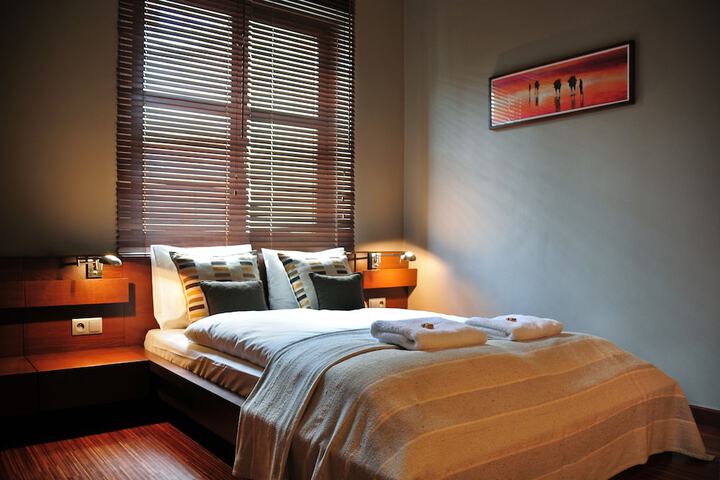 Room 12 of 29