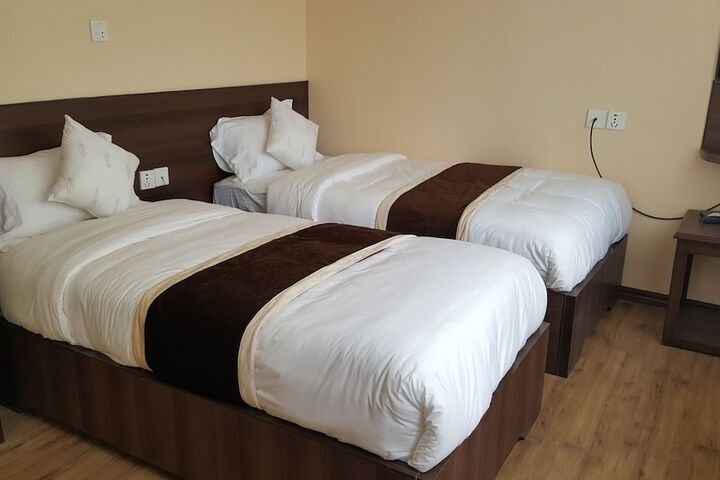 Room 11 of 42
