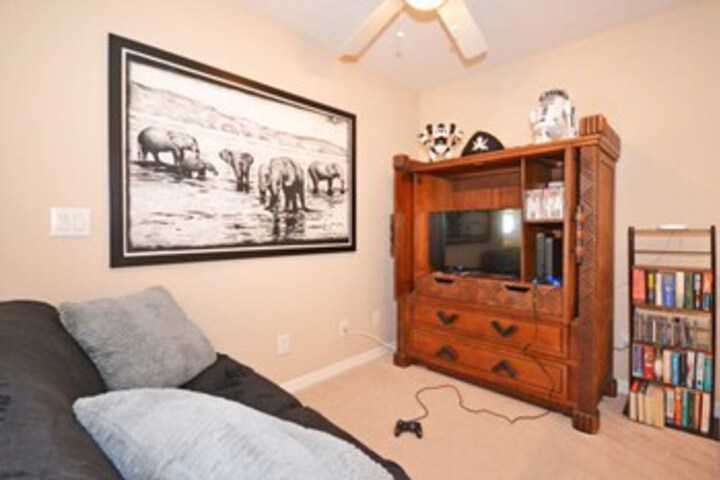 Room 22 of 60
