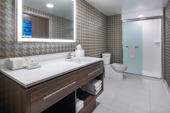 Bathroom shower
