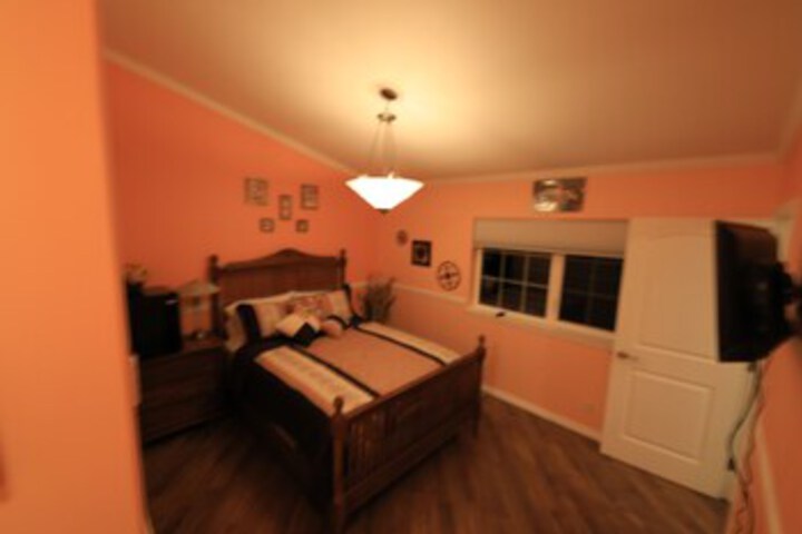 Room 37 of 68