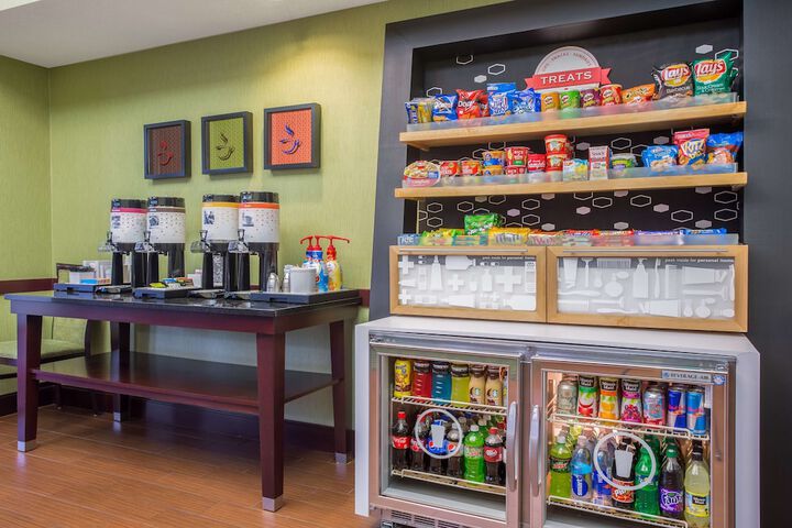 Snack bar