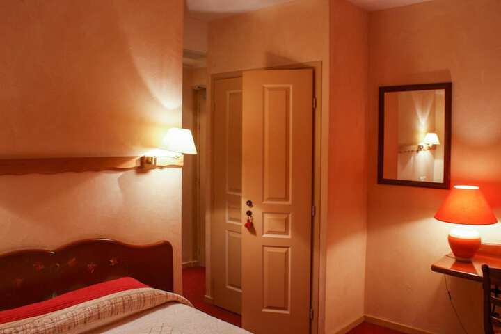 Room 15 of 57
