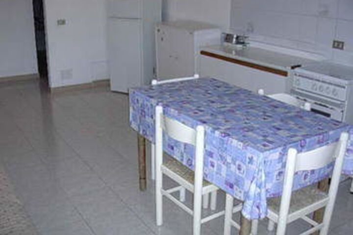 Room 26 of 31