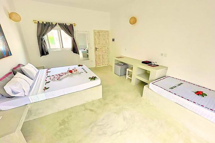 Room 21 of 97