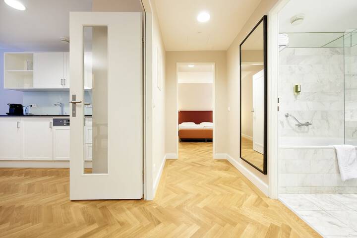 Room 15 of 63