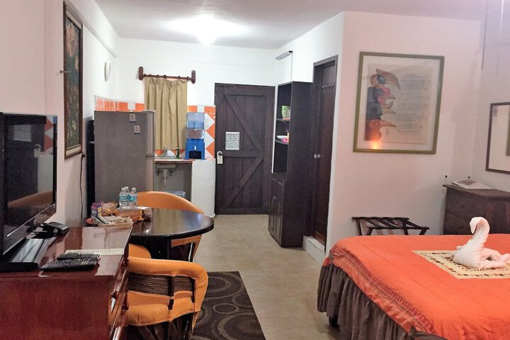 Room 25 of 138