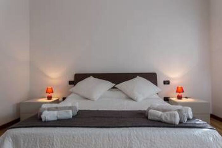 Room 47 of 112