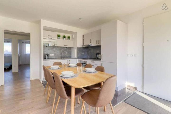 General 8 of 15