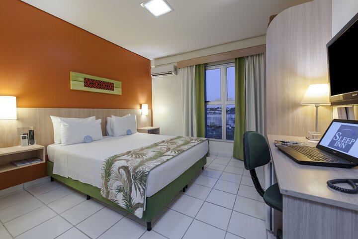 Room 5 of 38