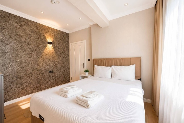 Room 43 of 73