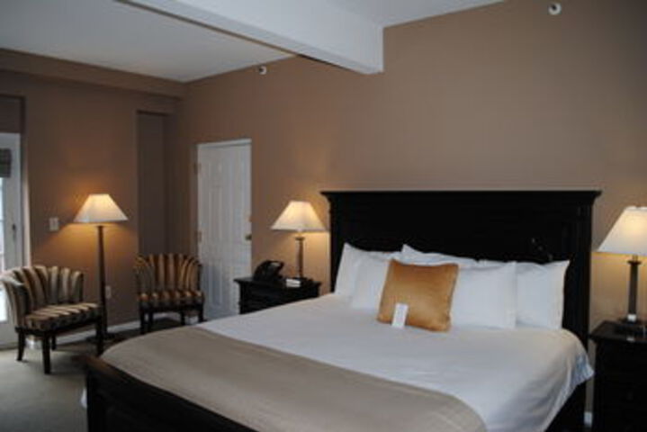 Room 32 of 91
