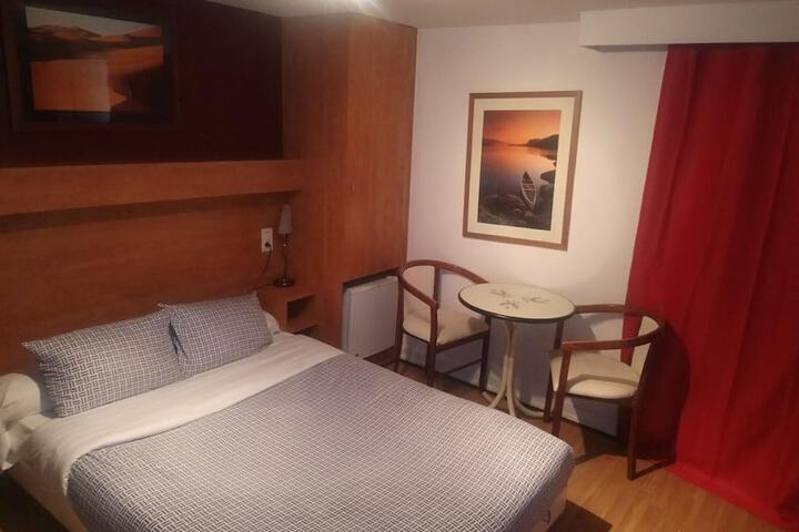 Room 6 of 47