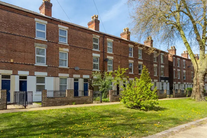 Newly Renovated Warm & Cosy 3bed House