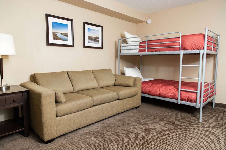 Room 15 of 44
