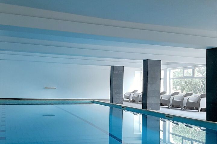 Pool 43 of 72
