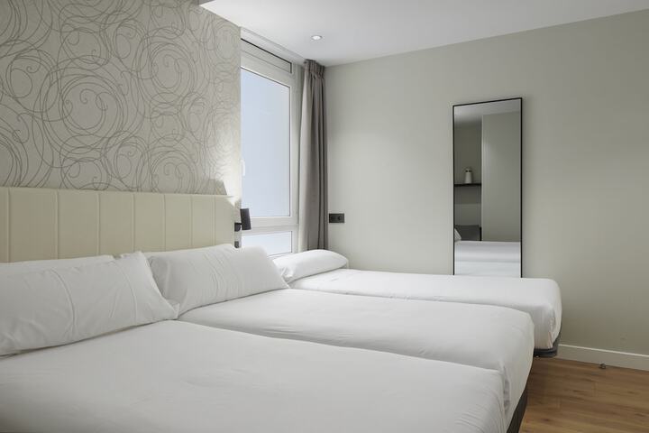 Room 19 of 29