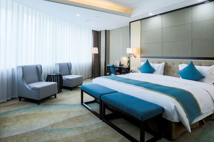 Room 21 of 56
