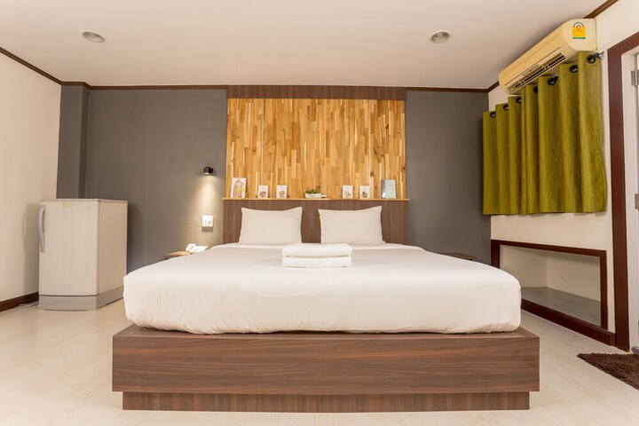 Room 21 of 85