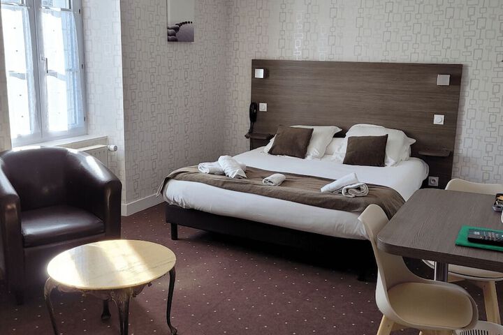 Room 20 of 49