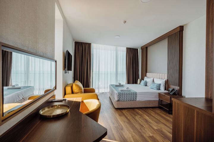 Room 21 of 42