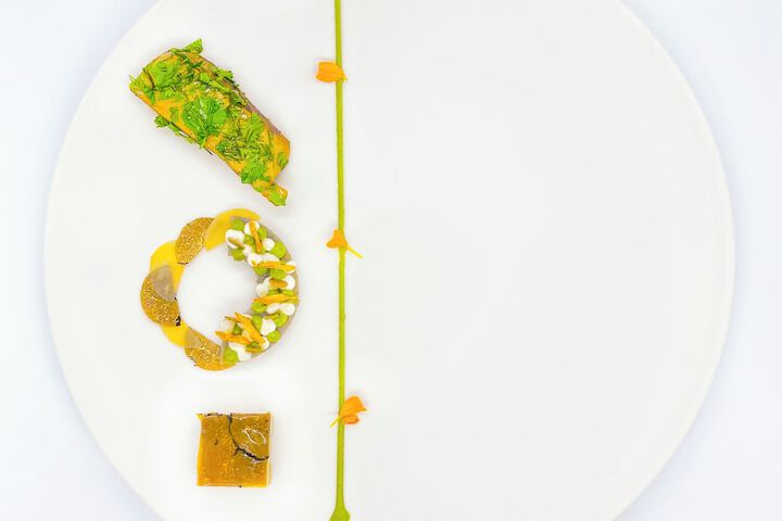 Dining 41 of 62