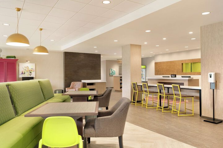 Snack bar