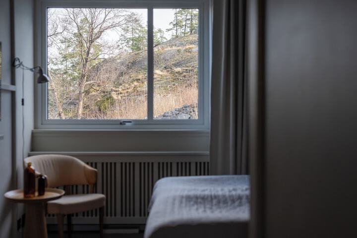 Room 5 of 35