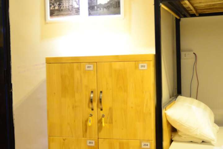 Room 5 of 28