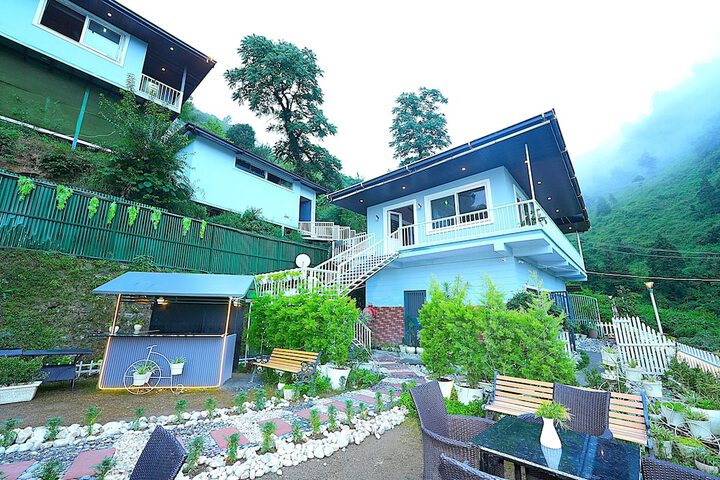 Hotel Exterior 133 of 152