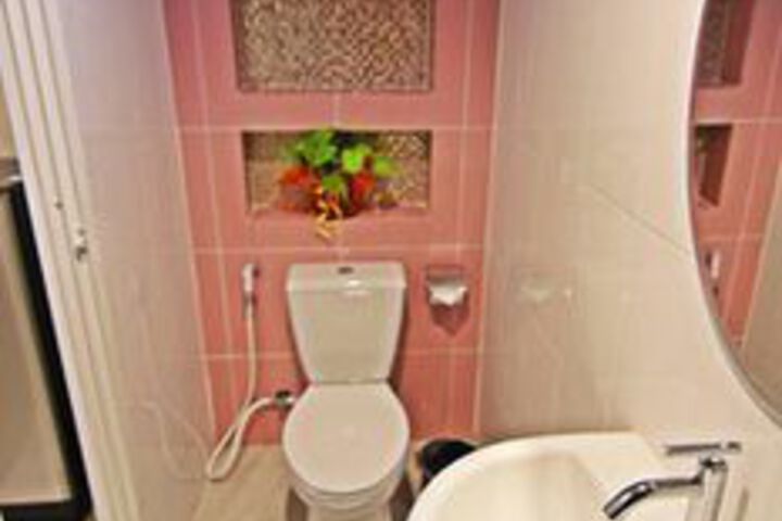 Room 4 of 22