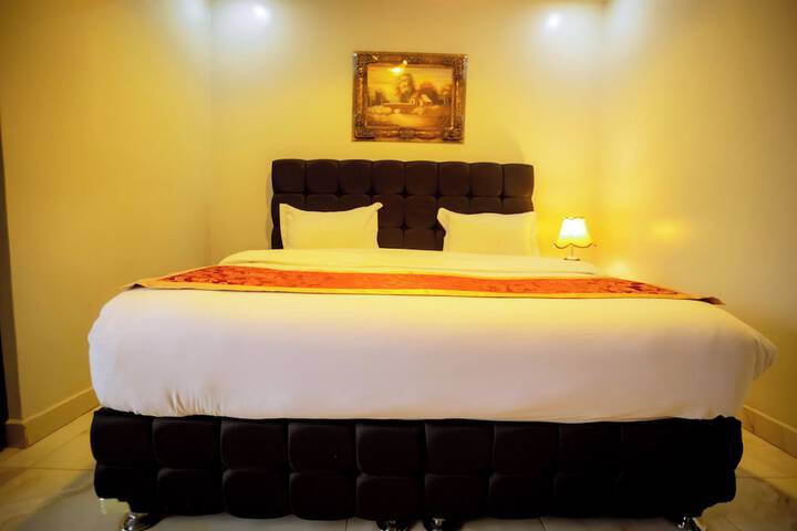 Room 17 of 56