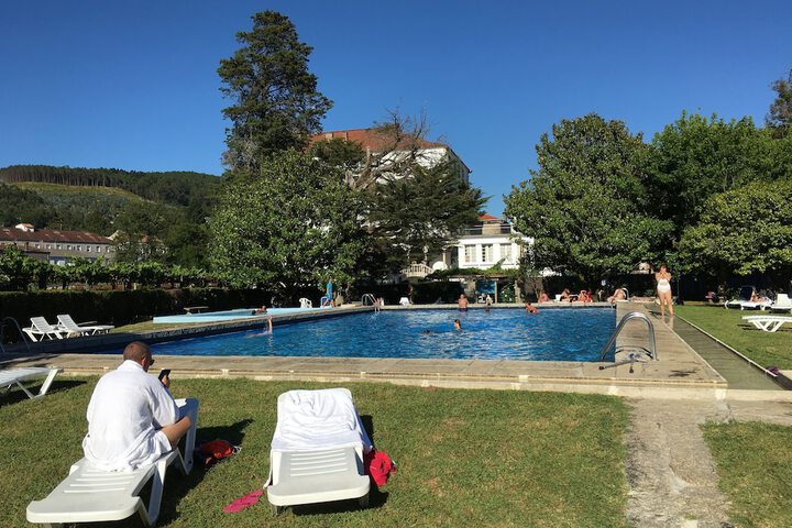 Hotel with Pool