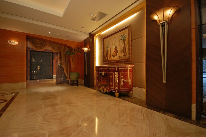 Hotel Interior 6 of 164