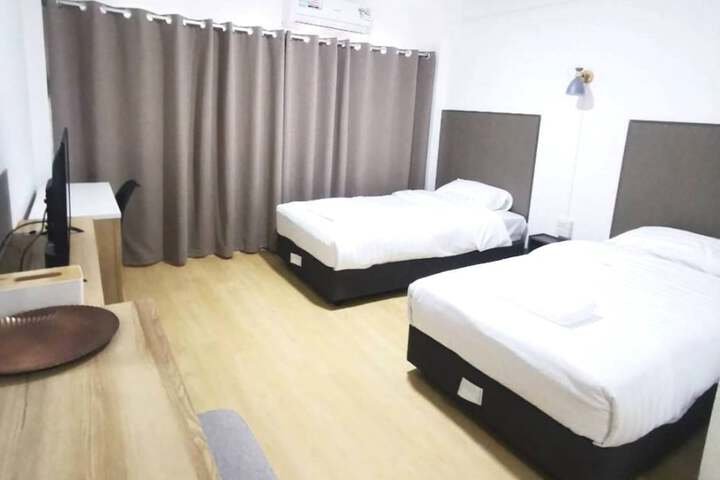 Room 8 of 56