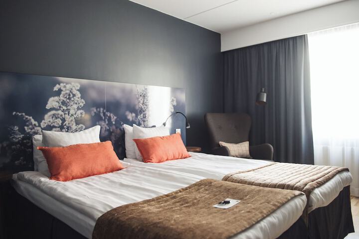 Room 14 of 35