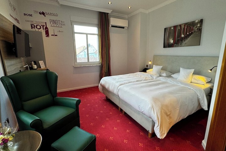 Room 26 of 113