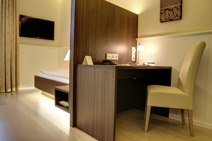 Room 31 of 44