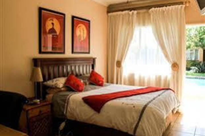 Room 14 of 74