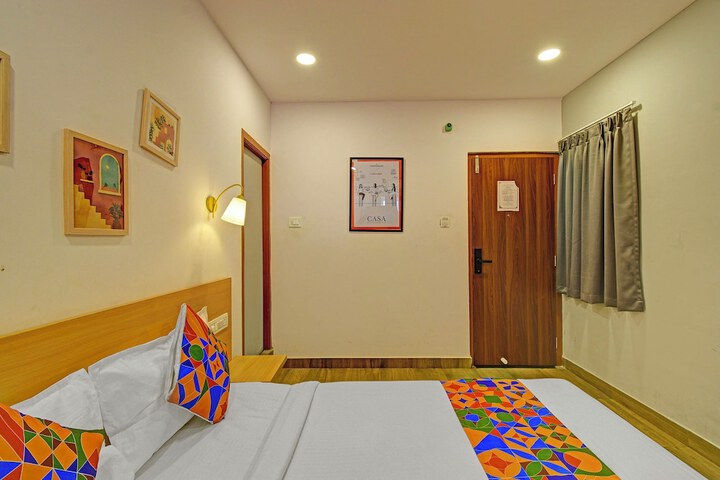 Room 18 of 27